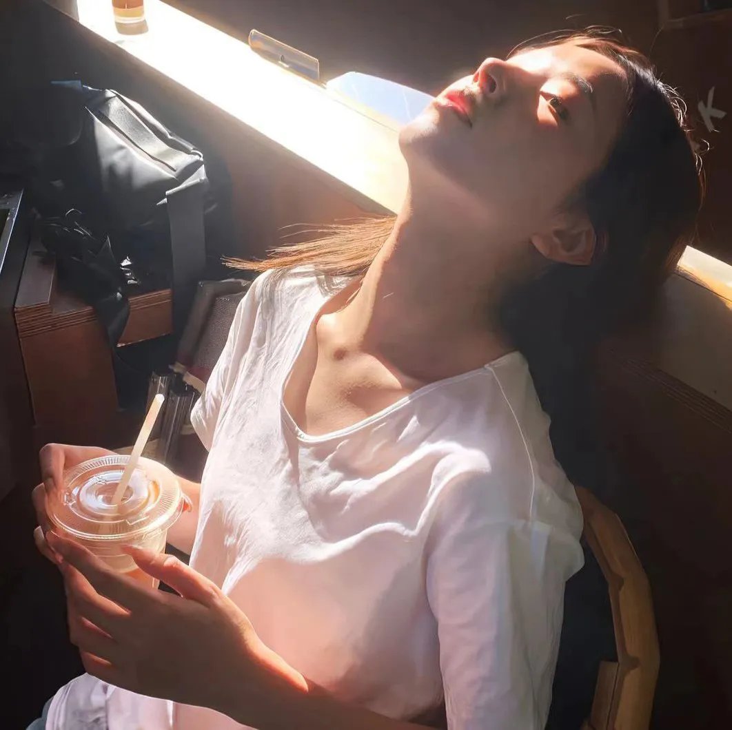赤羽骨子的亲卫队封面
