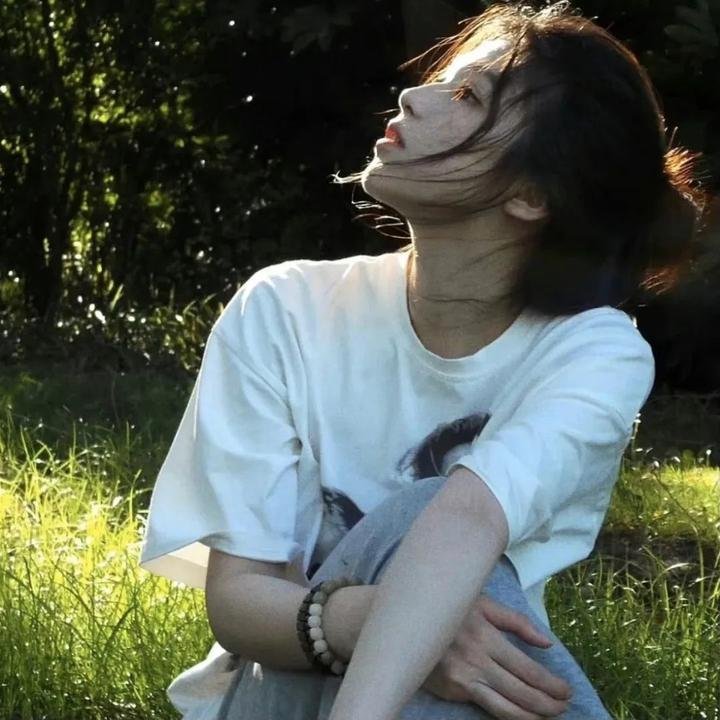 伴人而生封面